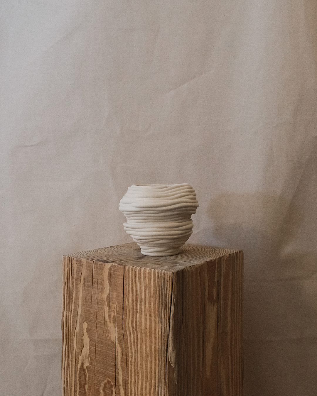 Bone Vase No.15