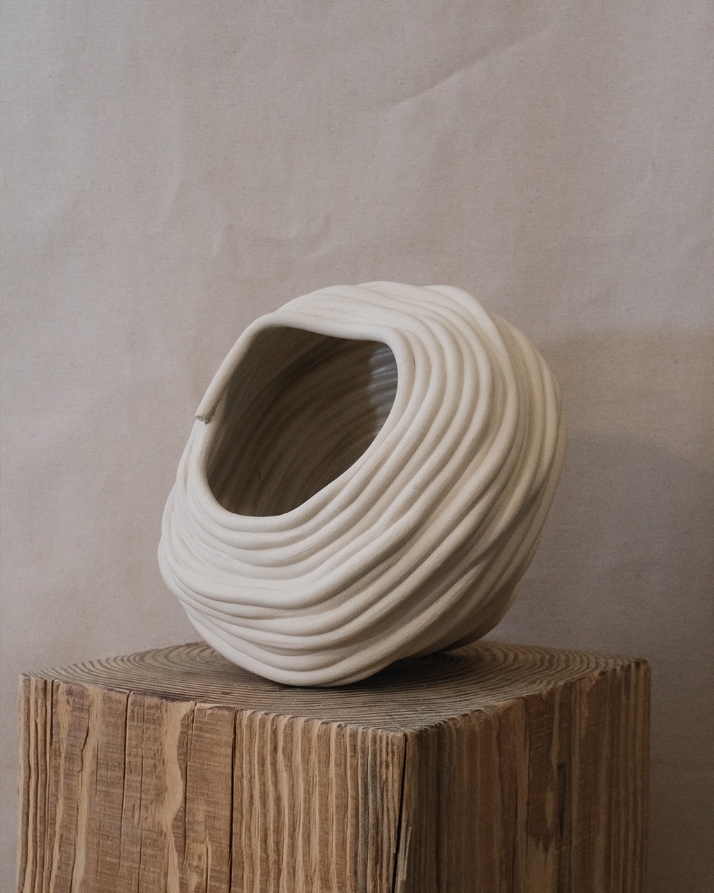 Bone Vase No.19