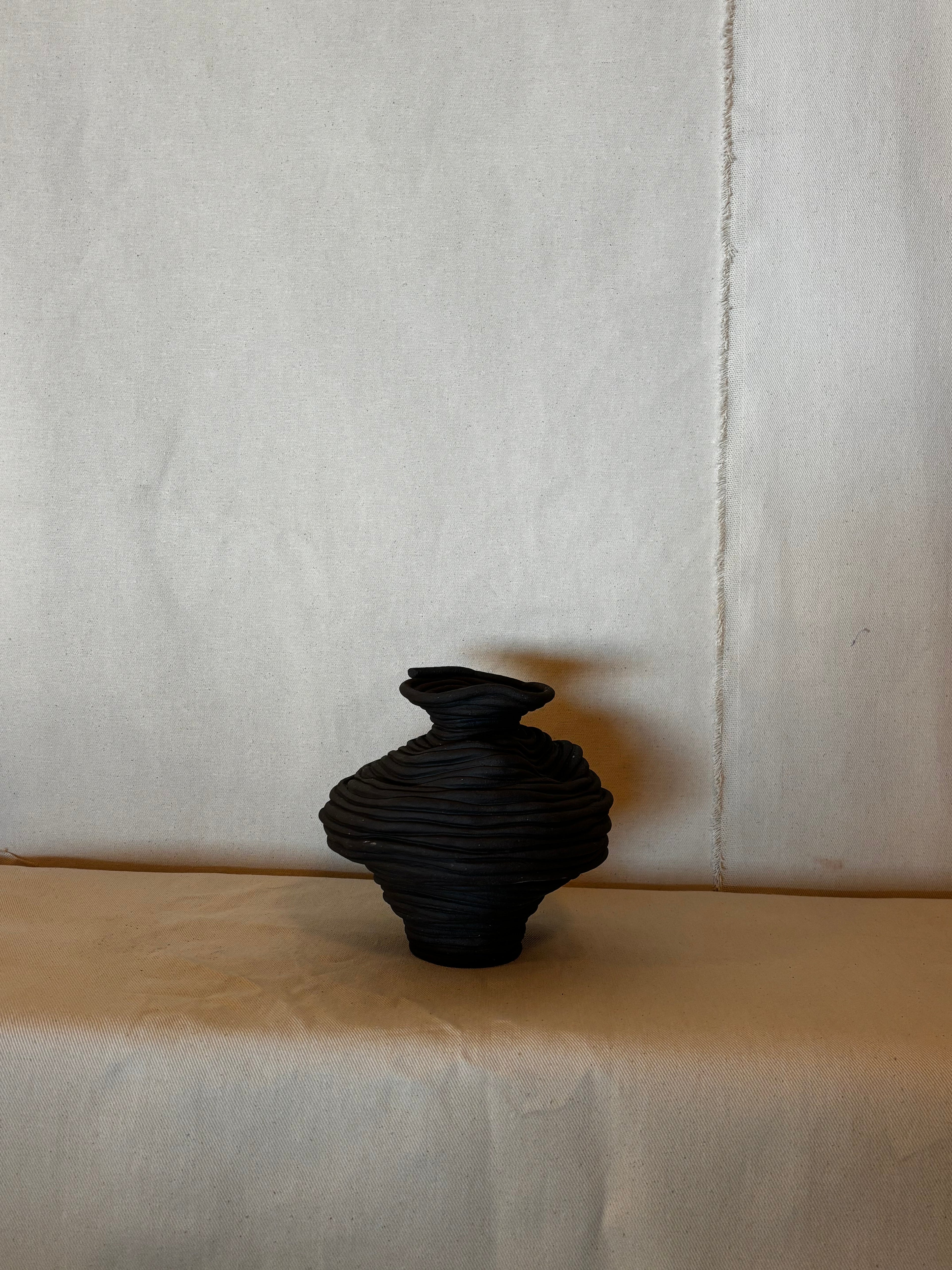 Onyx Vase Sample No.1