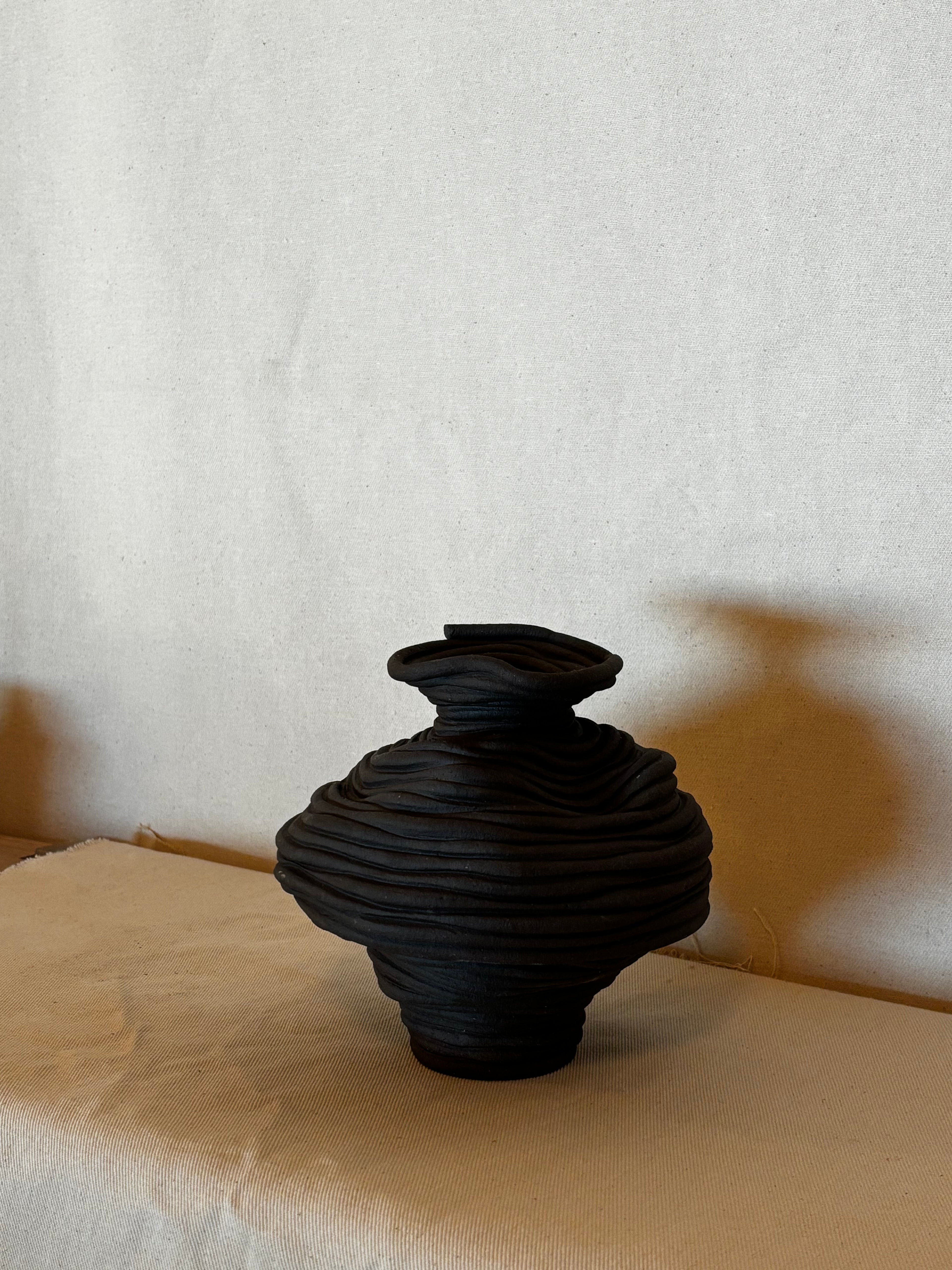 Onyx Vase Sample No.1