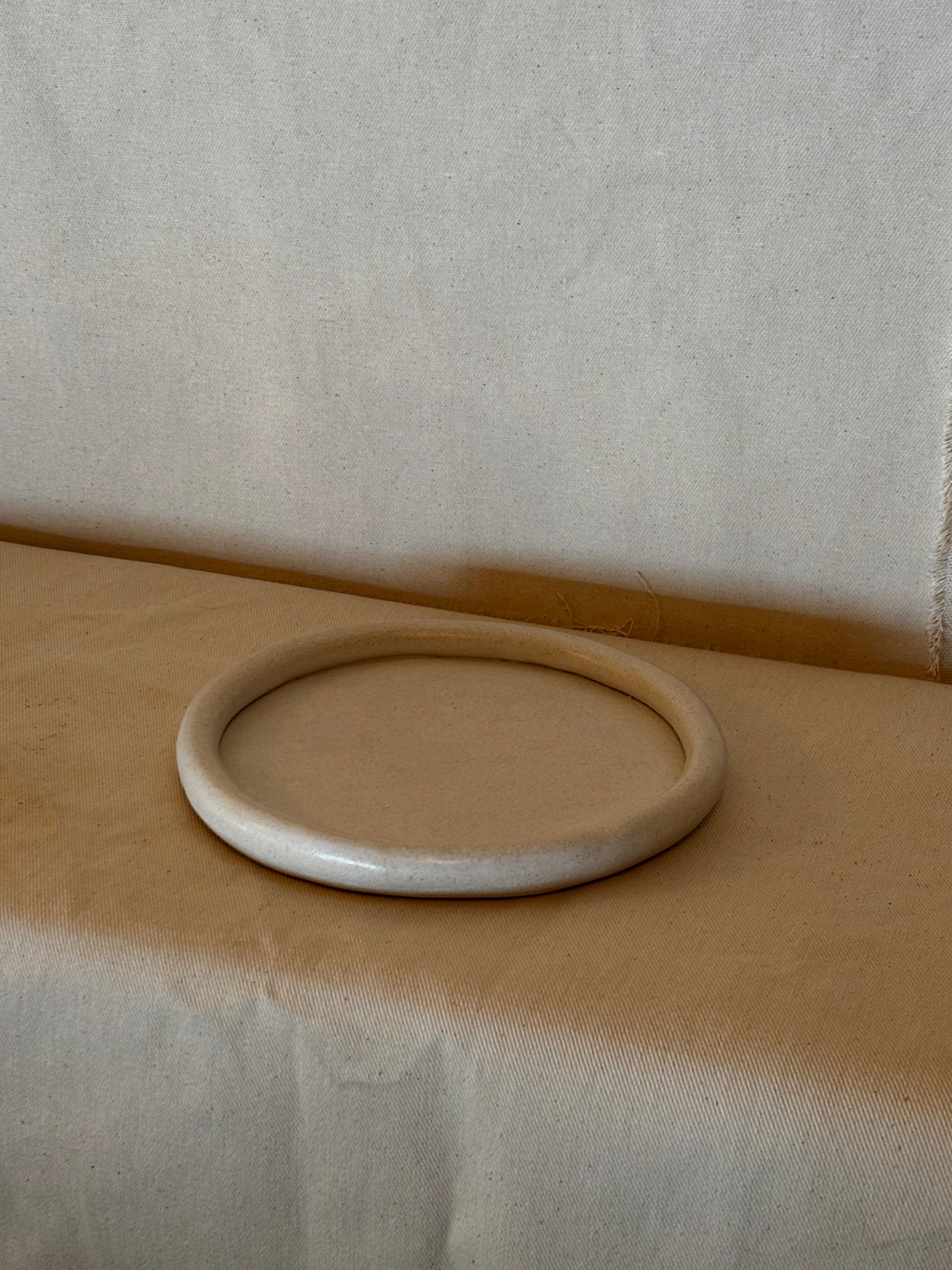 Glaze flaw Starter pebble plate