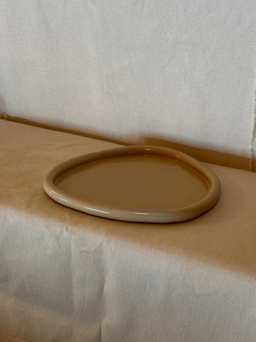 Beige Gloss Main Plate